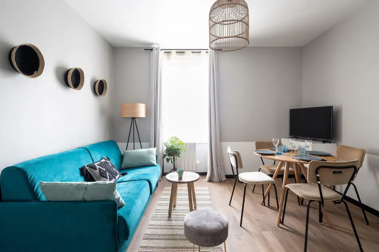 Joli T2, gare, intra-muros&plage à proximité Saint-Malo Apartamento